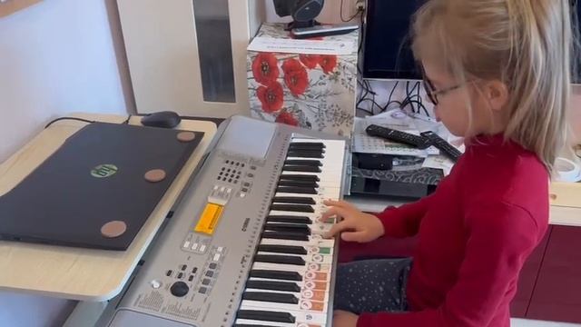 Sasha 9 yo (ОВЗ). Ганон Упр №1 правой рукой 2-ая половина смотреть онлайн