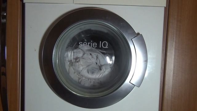 Siemens IQ1430 Washing Machine : Easy care prewash смотреть онлайн