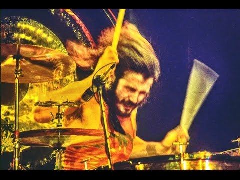 Led Zeppelin - "Kashmir" 1977/06/27 - The Forum, Inglewood, CA смотреть онлайн