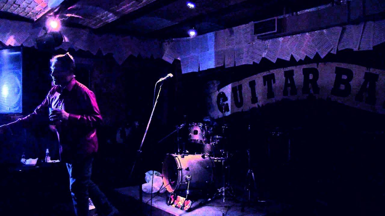 Раздача слонов от Ботаники @ Презентация альбома "Любовь" в Guitar Bar смотреть онлайн