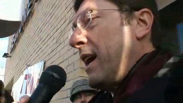 Manifestazione contro centrale biomassa, Petrini vs cittadini 3/4 смотреть онлайн