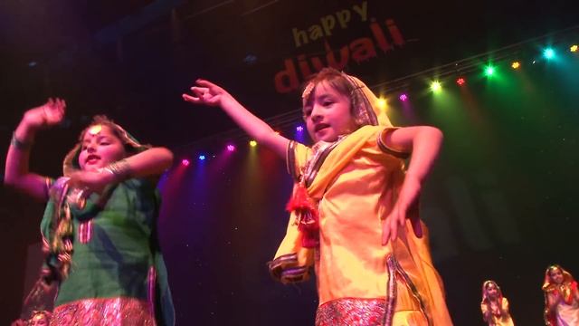Junior Gidha Group at Christchurch Diwali 2014 смотреть онлайн