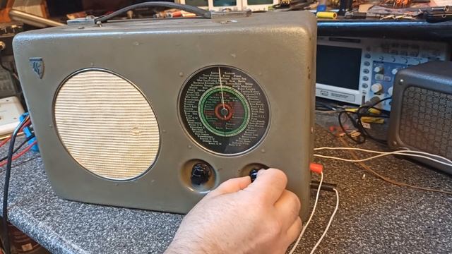 Разберем Радиоприемник Radione R2,   1942 год  