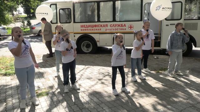 Неразлучные друзья - Вокальная студия Серпантин Хабаровск (рук-ль Д.В. Наханов) смотреть онлайн