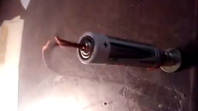 Действие простейшего электродвигателя смотреть онлайн