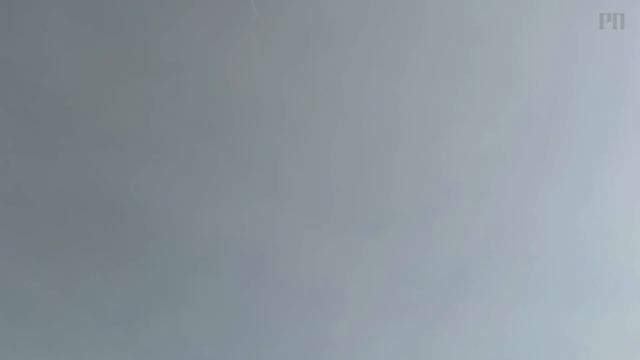 Пуск самодельной БУМАЖНОЙ ракеты смотреть онлайн