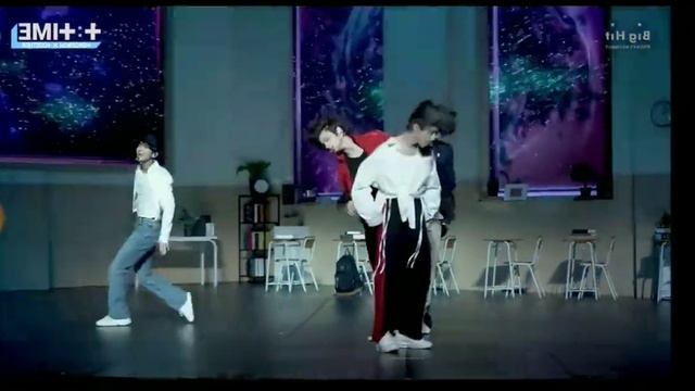 RUN AWAY - TXT (Dance Mirror) смотреть онлайн