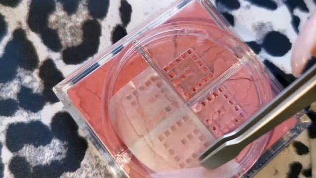 NEW ➡️ Givenchy Prisme Libre 4-color Loose Powder Blush No. 5 Popeline Violine 4 X 1,5 G 🌸