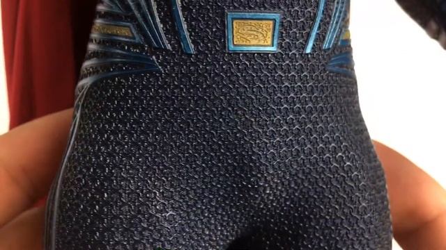 Hot Toys BvS SUPERMAN Henry Cavill Sideshow Figure Review смотреть онлайн