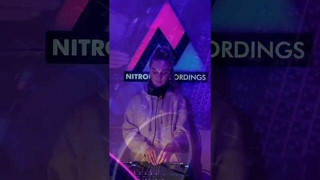 NITROPULSE - Mixtape by Lana Kenoby - Essential Selection смотреть онлайн