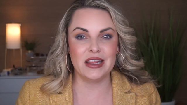 FEBRUARY FAVORITES || Skincare, Hair, Crystals & more!! смотреть онлайн