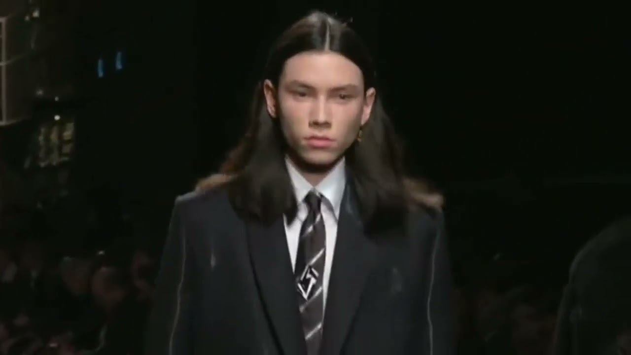 FENDI Collection 2 смотреть онлайн