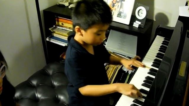 090910 armin playing 20th cent fox theme.mpg смотреть онлайн