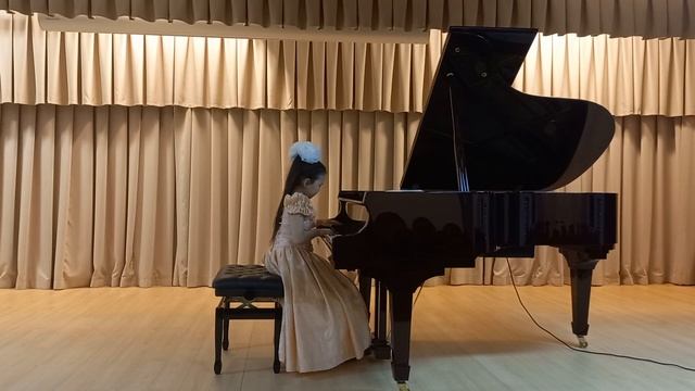 Попова Лилиана, 2 кл., 8 лет. (II часть) смотреть онлайн
