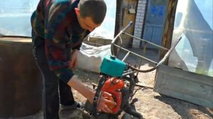 самодельный КУЛЬТИВАТОР-МОТОБЛОК из бензопилы.mp4