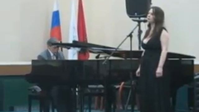 re 4 octave 7:55..Sometimes I Feel Like A Motherless Child & Swing Low, Sweet Chariot. смотреть онлайн