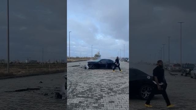 Что тут происходит смотреть онлайн