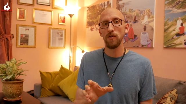 Present Moment Awareness | LITTLE INSIGHT EP. 37 смотреть онлайн