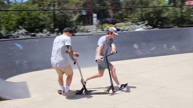 I MADE A CUSTOM TANDEM SCOOTER ! смотреть онлайн