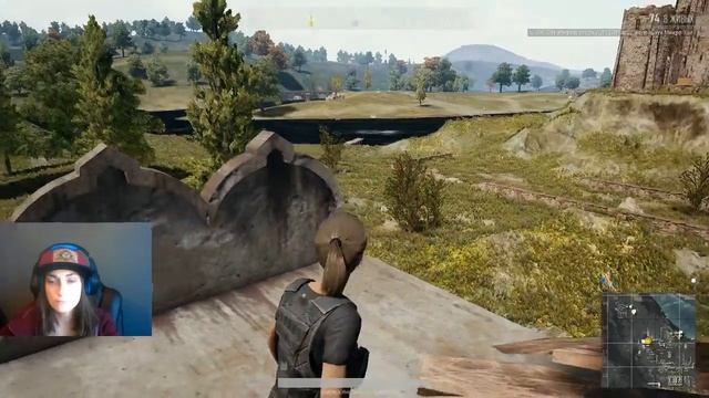 ДЕВУШКА играет в PUBG. Совершенствуемся - МОНАМУР смотреть онлайн
