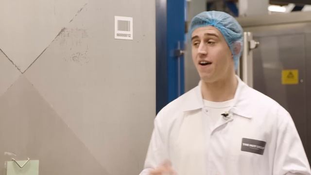 How Whey Protein Powder Is Made: Inside The World's Biggest Protein Factory | Myprotein смотреть онлайн