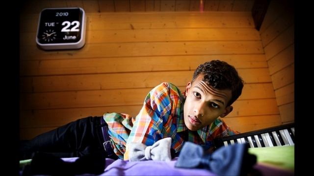[Music] Stromae - You Feel Disco смотреть онлайн