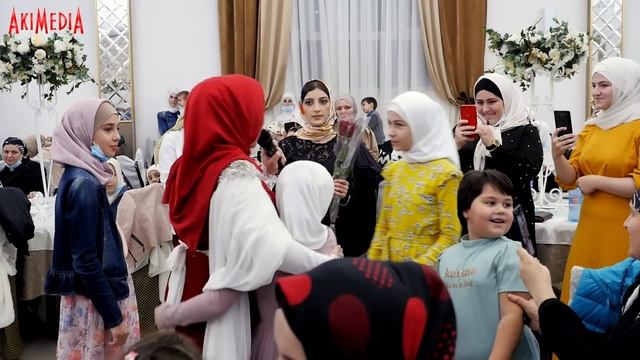 Hadidja - Allahu Akbar!