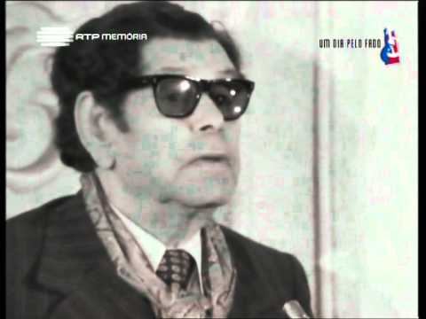 Alfredo Marceneiro - Fado Cravo смотреть онлайн