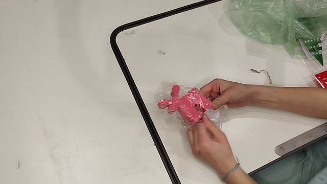 распаковка новогодних украшений из ПЕТËРОЧКИ смотреть онлайн