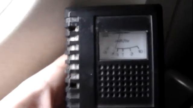 Geiger Counter (Radiation Detector) on Airplane смотреть онлайн
