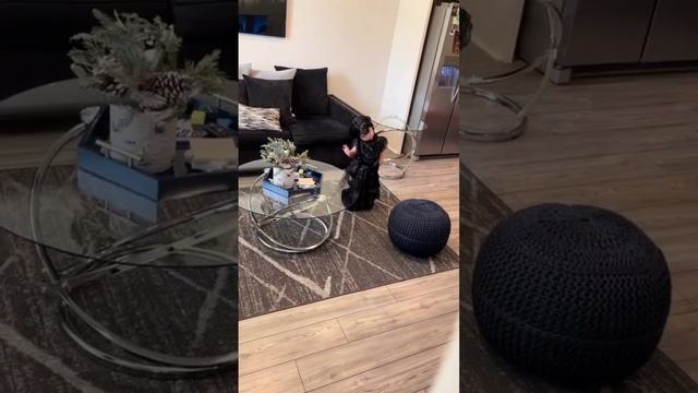 Маленькая принцесса 😍 смотреть онлайн