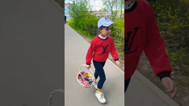 Сегодня на всех улицах страны #вайбдня #вайб#пасха #хв #пасхальный #кулич #моникапитомцыикоманда смотреть онлайн