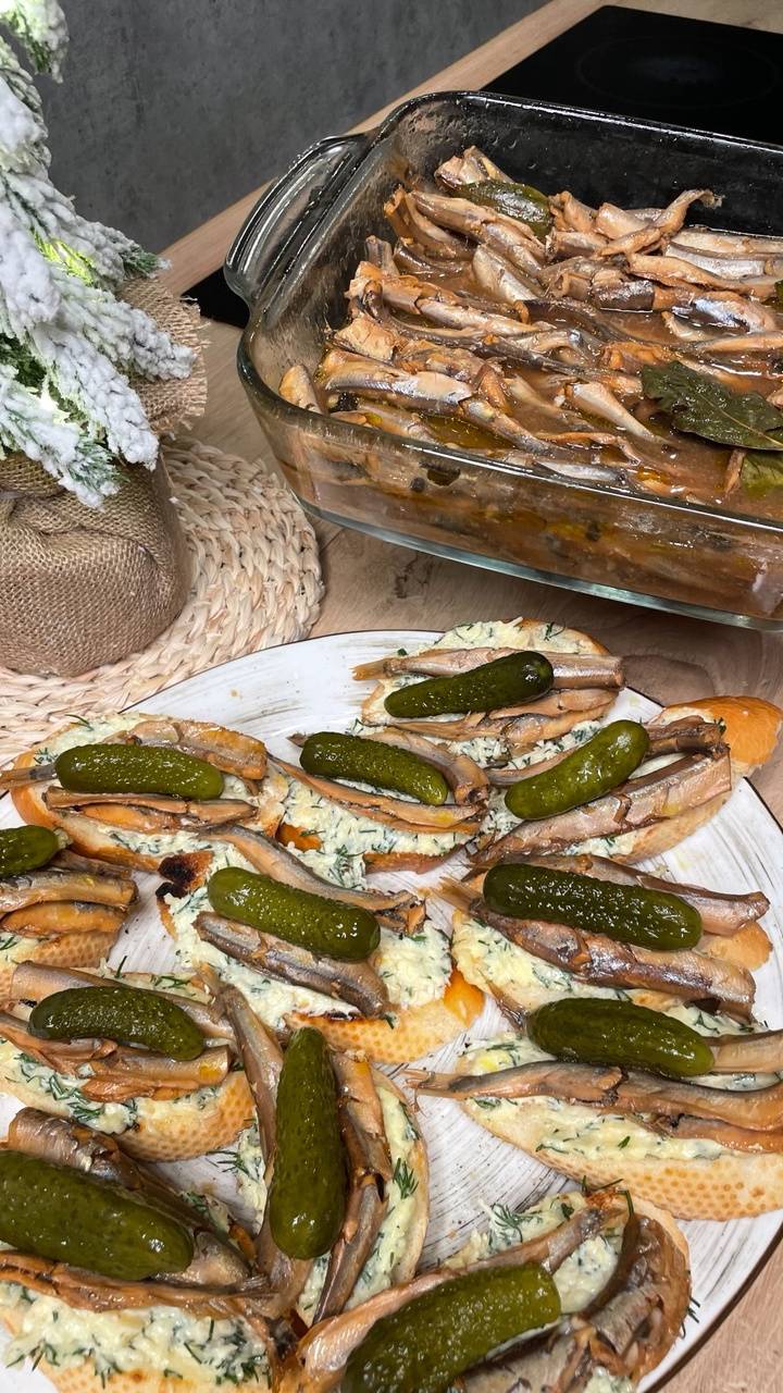 СЕНЯ В ДЕЛЕ