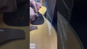 Установка ТрансАкустического звукоснимателя X2 DOUBLE GO для акустической гитары на YAMAHA FS-820