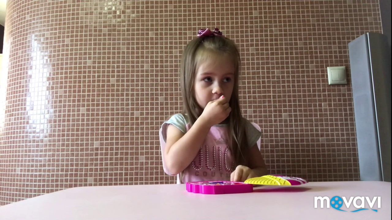 Афина собирается на день рождения ! Уроки визажа ! смотреть онлайн