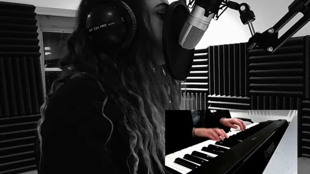 Sam Smith Too Good At Goodbyes (Brooke Woods Cover) смотреть онлайн