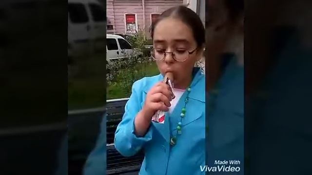 Сладкий лёд со вкусом колы!! смотреть онлайн