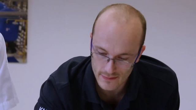 PETROCOMMERZ & Enviolet смотреть онлайн