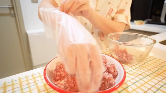 ทำตำเส้นเล็กหมูยอ 🍝 ไก่คลุกฝุ่น 🐣 ไก่ผัดหน่อไม้ แกงจืดสาหร่ายหมูสับ 🍲 Unbox ชุดนอน 👚✨