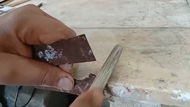 قص كاستير الصاج لبانوهات الجبس المقاسات الصغيرة ... Cut iron sheet смотреть онлайн