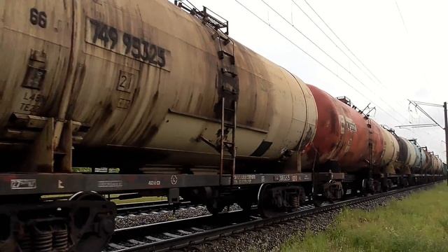 ВЛ80К-699 и ВЛ80К-115 с грузовыми поездами смотреть онлайн