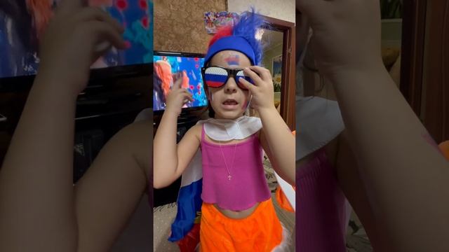 Утро первого января при полном параде#сновымгодом2024 смотреть онлайн