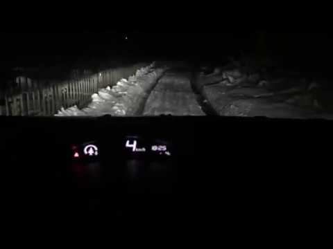 Якщо застряг у глибокому снігу/болоті на Nissan Leaf смотреть онлайн