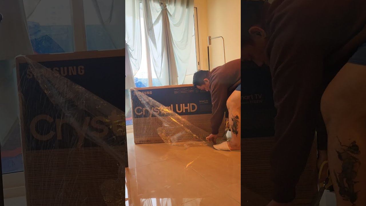 #unboxing 43 inch samsung crystal UHD 4k model 43TU7022 #samsungtv #shortvideo смотреть онлайн
