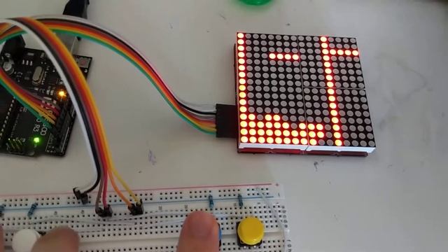 Custom LED matrix display PCB running Tetris. смотреть онлайн