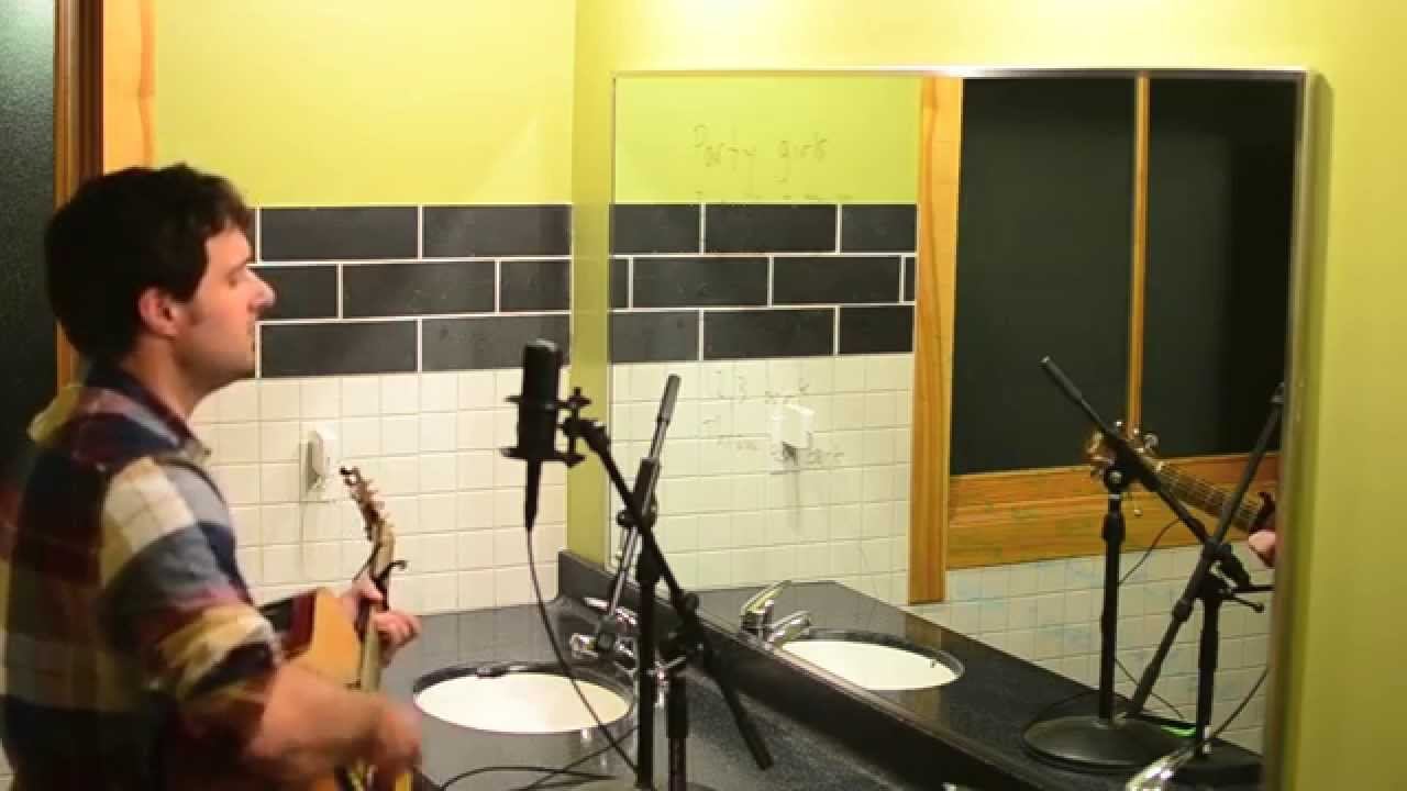 Chandelier (Sia/Sara Bareilles cover) - Greg Froehle смотреть онлайн