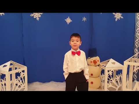 Парпиев Умархон,4 года.Стихотворение " Весёлые снежинки" смотреть онлайн