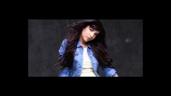 Indila Run Run Official Song