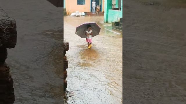 My Baby Enjoy Rain ☔ смотреть онлайн