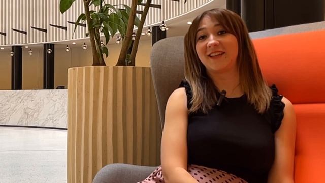 Small Business Stories - Kadija Nakhli - Cheerio Juice Bar & Bakery смотреть онлайн